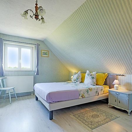Aux Pieds Des Vignes Bed and Breakfast Ingersheim Eksteriør billede